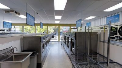 iWash Laundromat, Petaluma California